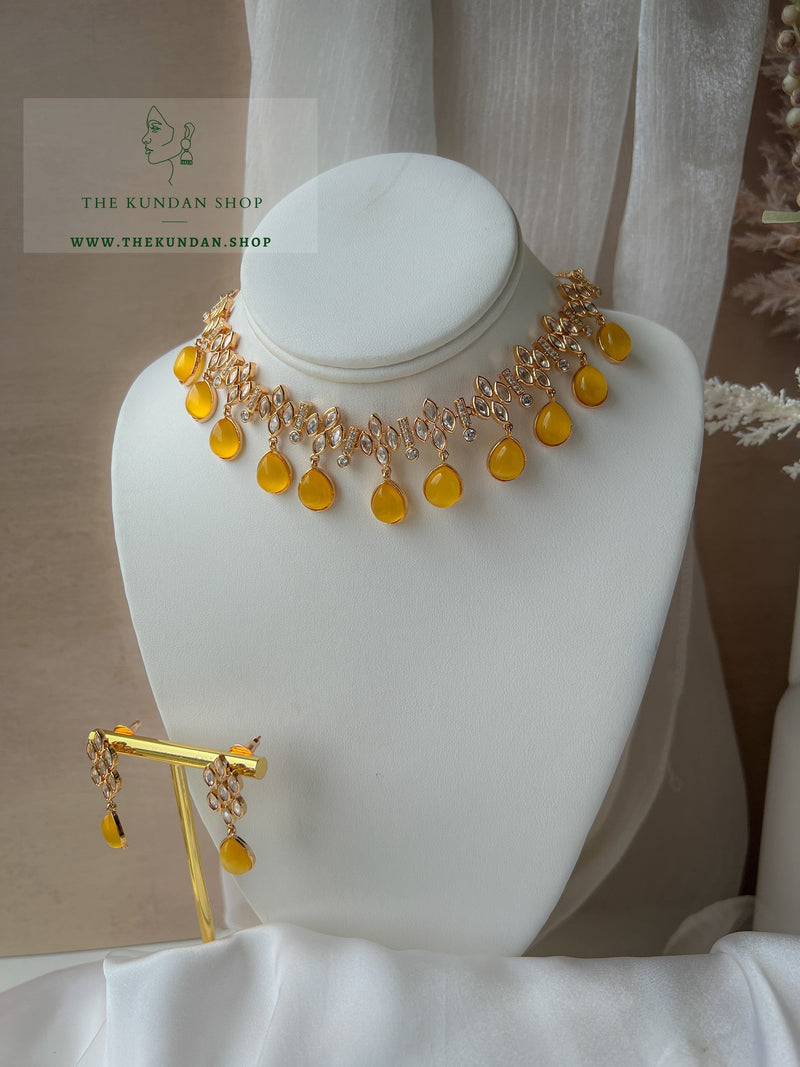 Make it Right in Yellow Necklace Sets THE KUNDAN SHOP 