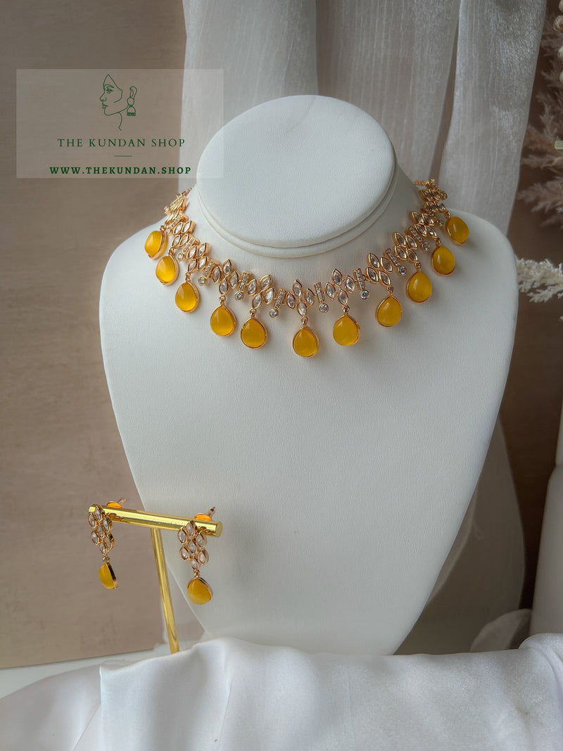 Make it Right in Yellow Necklace Sets THE KUNDAN SHOP 