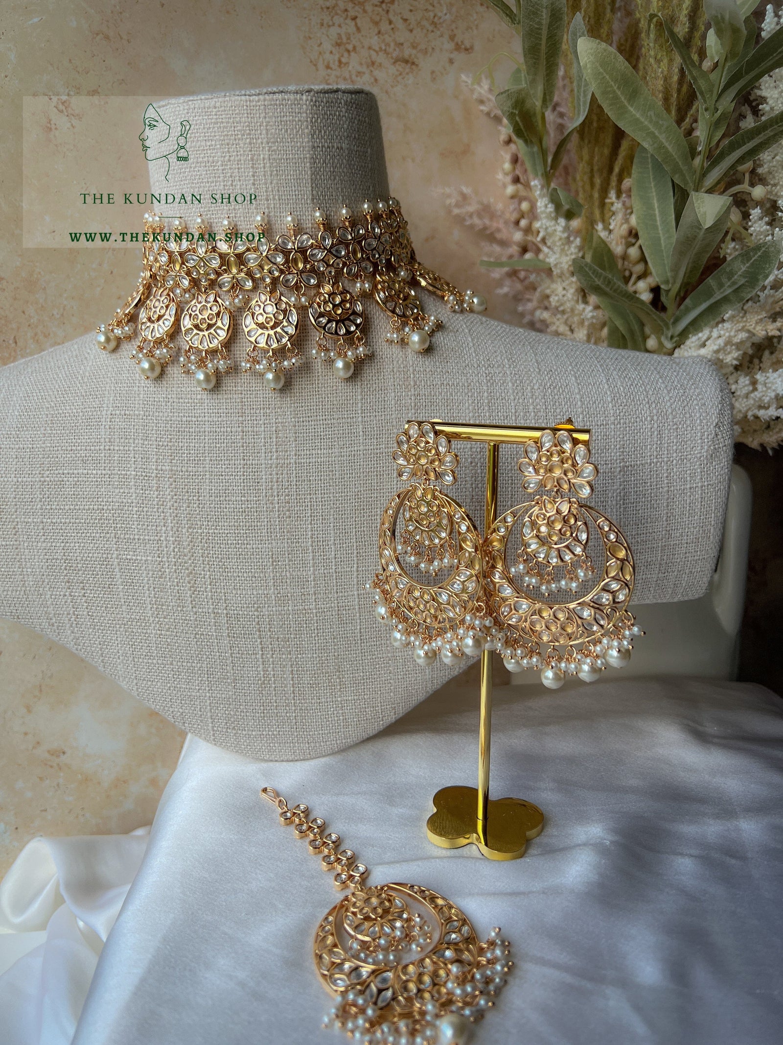 Connection in Kundan Necklace Sets THE KUNDAN SHOP 