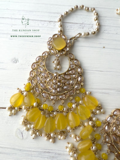 Fall Apart in Yellow Necklace Sets THE KUNDAN SHOP 