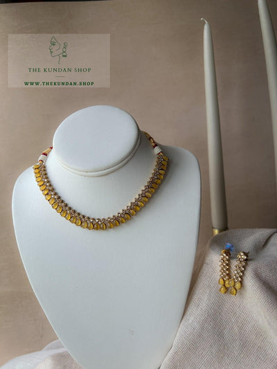 Nominal Polki in Yellow Necklace Sets THE KUNDAN SHOP 