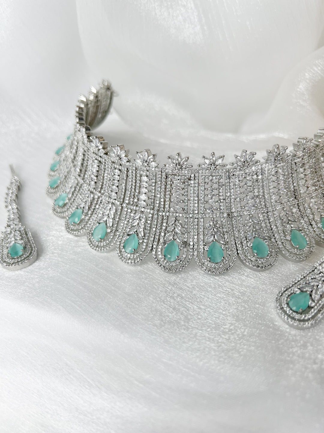 Flaunt in Silver & Mint Necklace Sets THE KUNDAN SHOP 