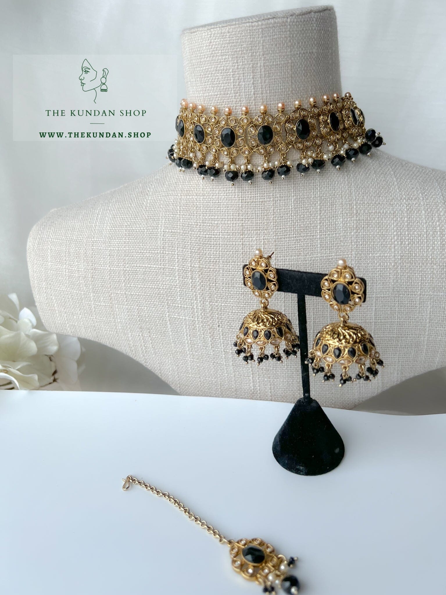 Reunite in Black Necklace Sets THE KUNDAN SHOP 