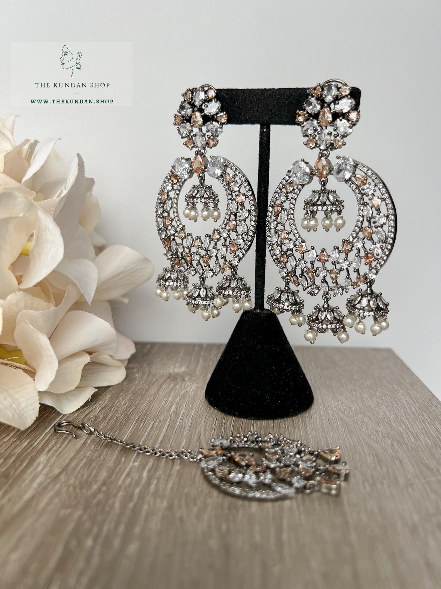 Humble in Black & Gold Earrings + Tikka THE KUNDAN SHOP 