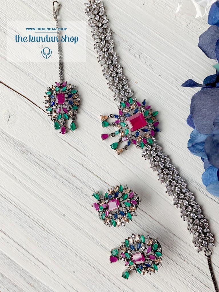 Captivate in Black & Multi Necklace Sets THE KUNDAN SHOP 