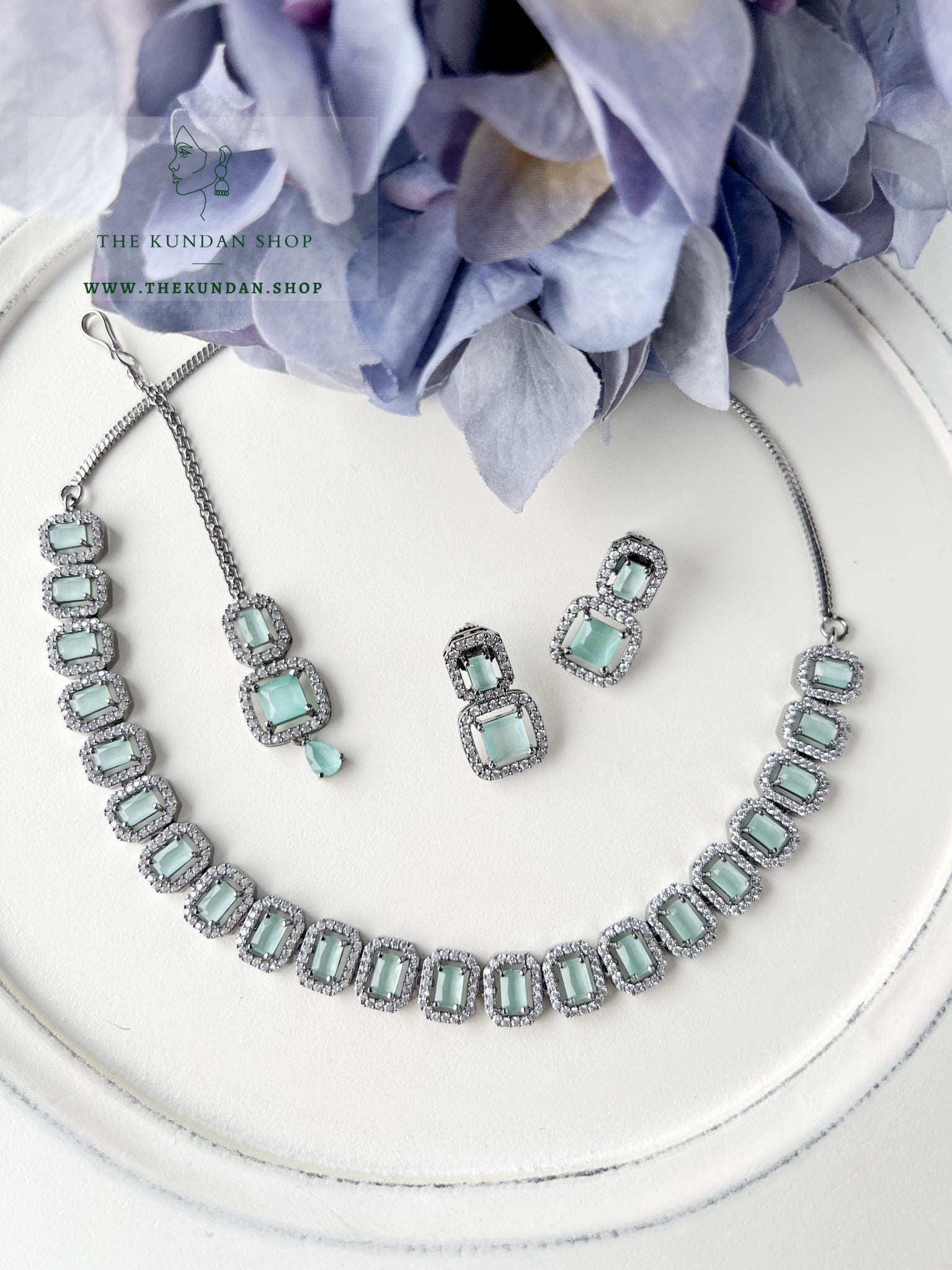 Double Drops in Black Necklace Sets THE KUNDAN SHOP Mint 