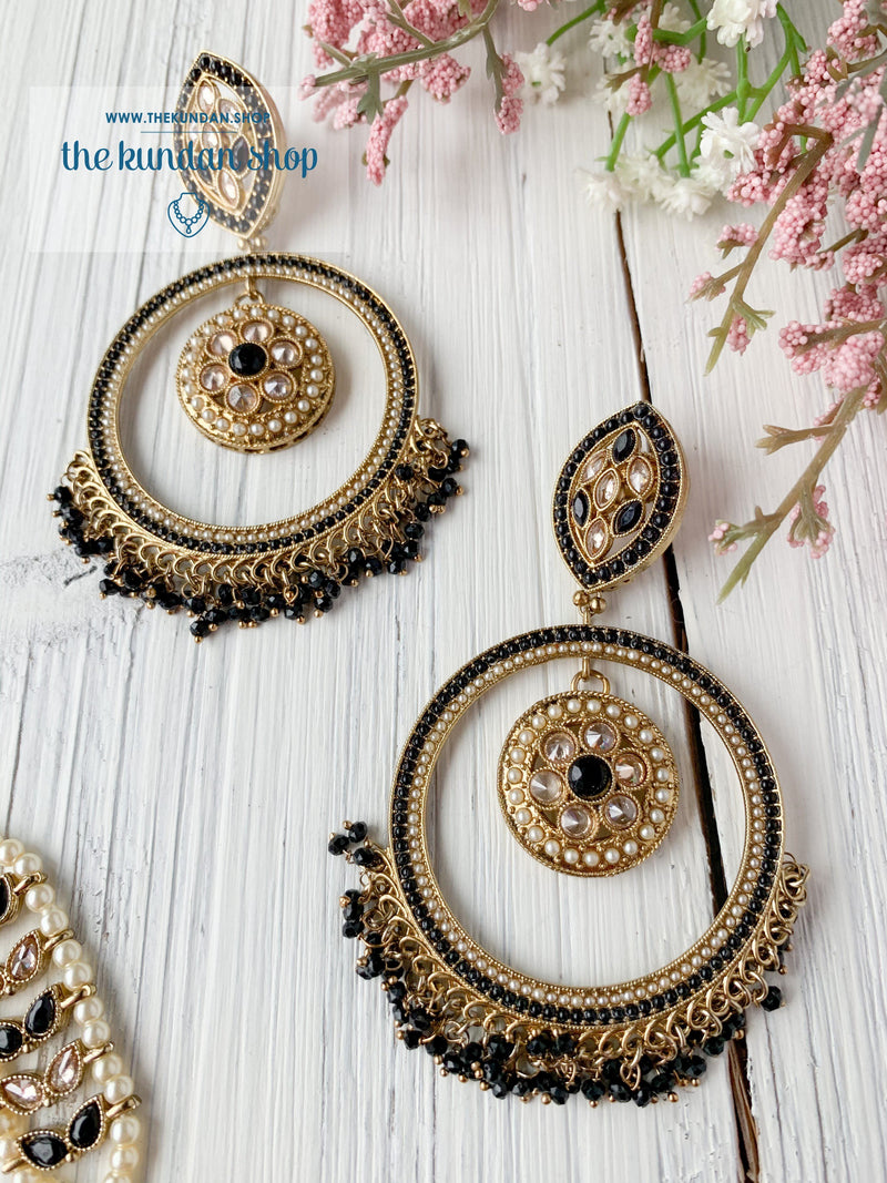 Ardent in Black Earrings + Tikka THE KUNDAN SHOP 
