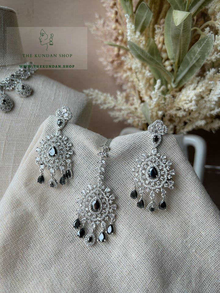 Resilient in Silver & Black Necklace Sets THE KUNDAN SHOP 