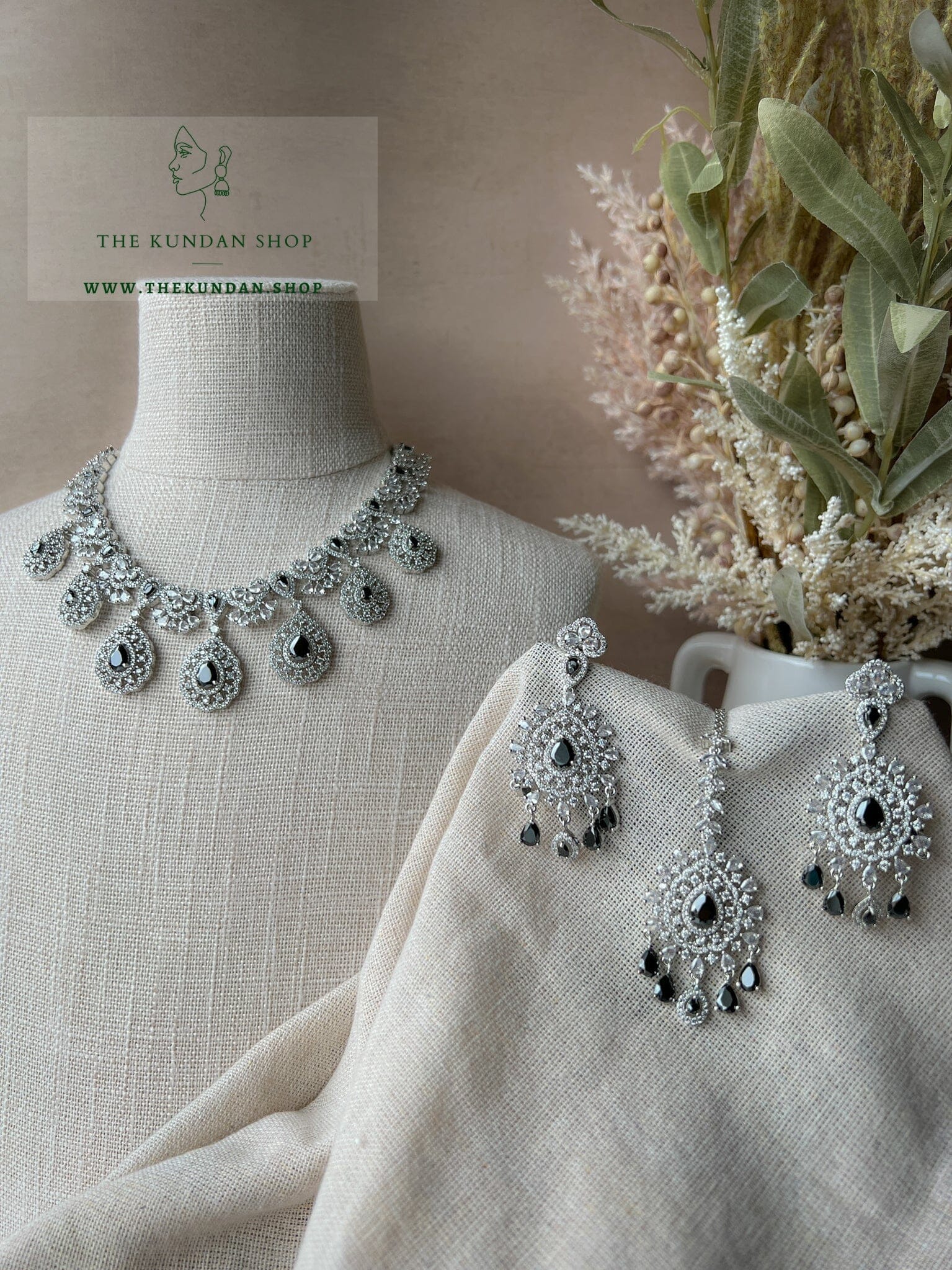 Resilient in Silver & Black Necklace Sets THE KUNDAN SHOP 