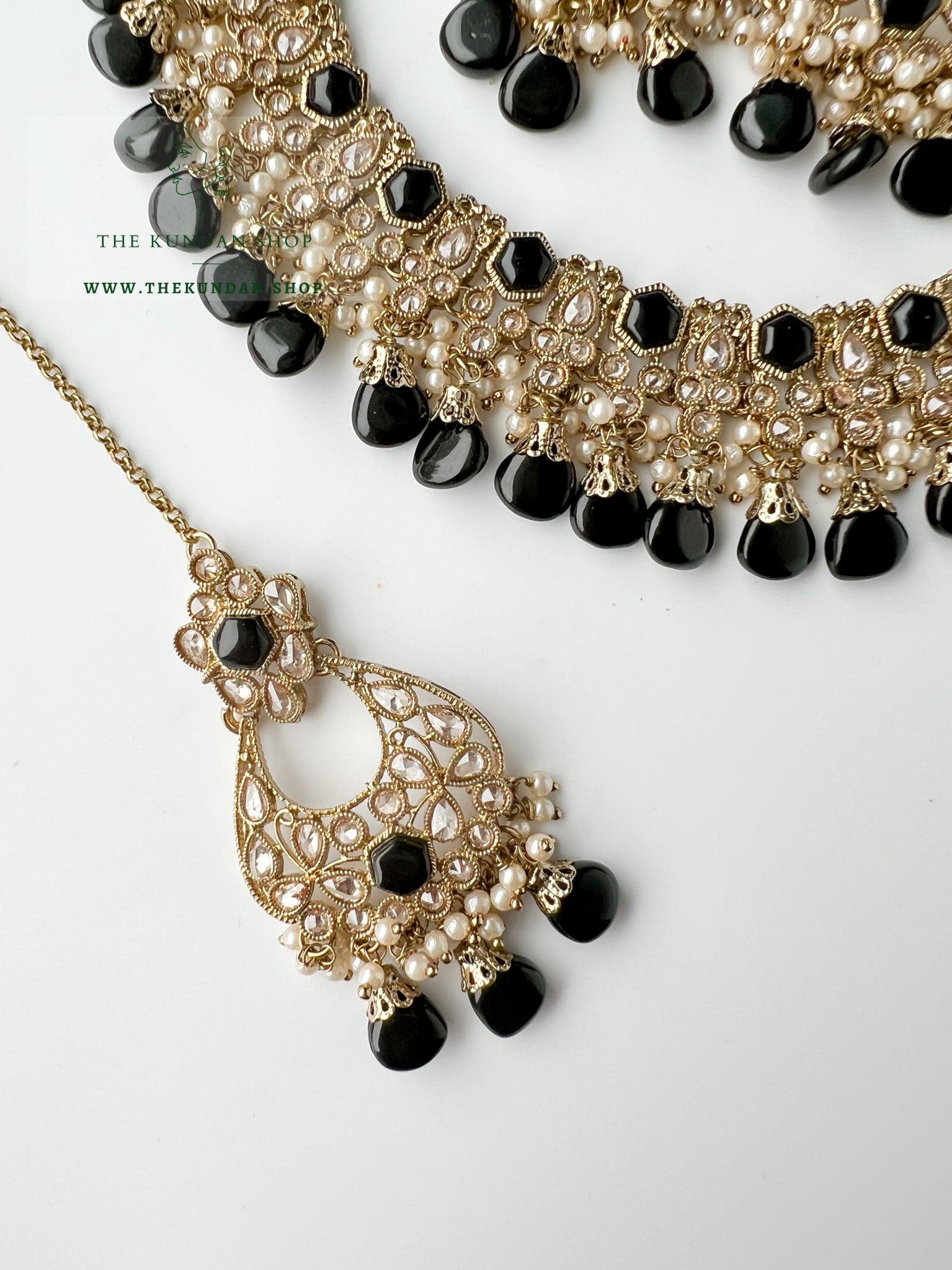 Headliner in Black Necklace Sets THE KUNDAN SHOP 
