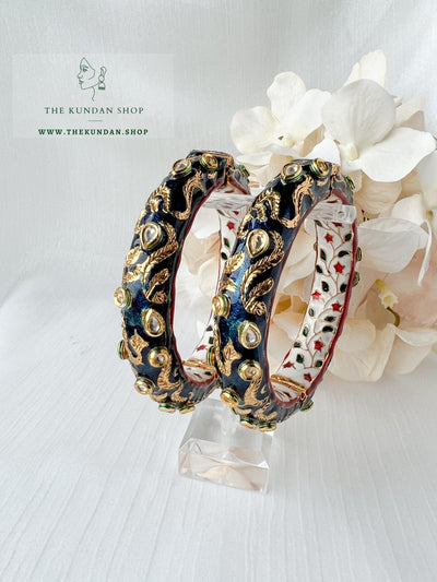 Gold Flakes in Midnight Bangles THE KUNDAN SHOP 