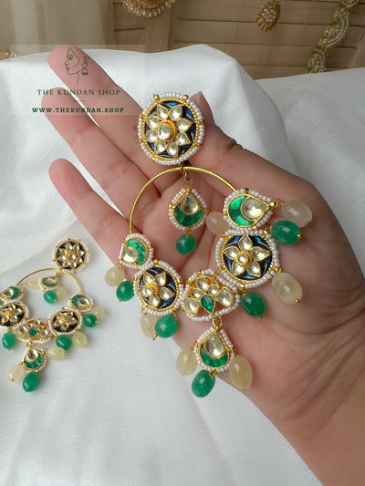 Galaxy Chaandbaalis in Kundan Earrings THE KUNDAN SHOP 
