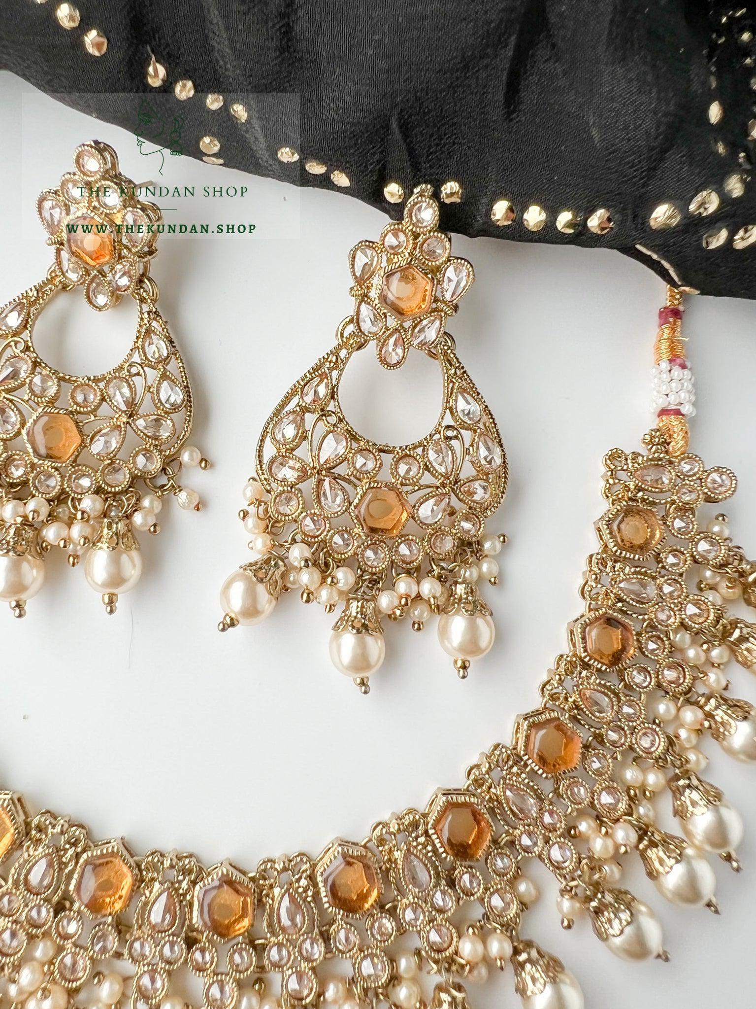 Headliner in Champagne Necklace Sets THE KUNDAN SHOP 