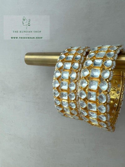 Blended with Kundan Bangles THE KUNDAN SHOP 