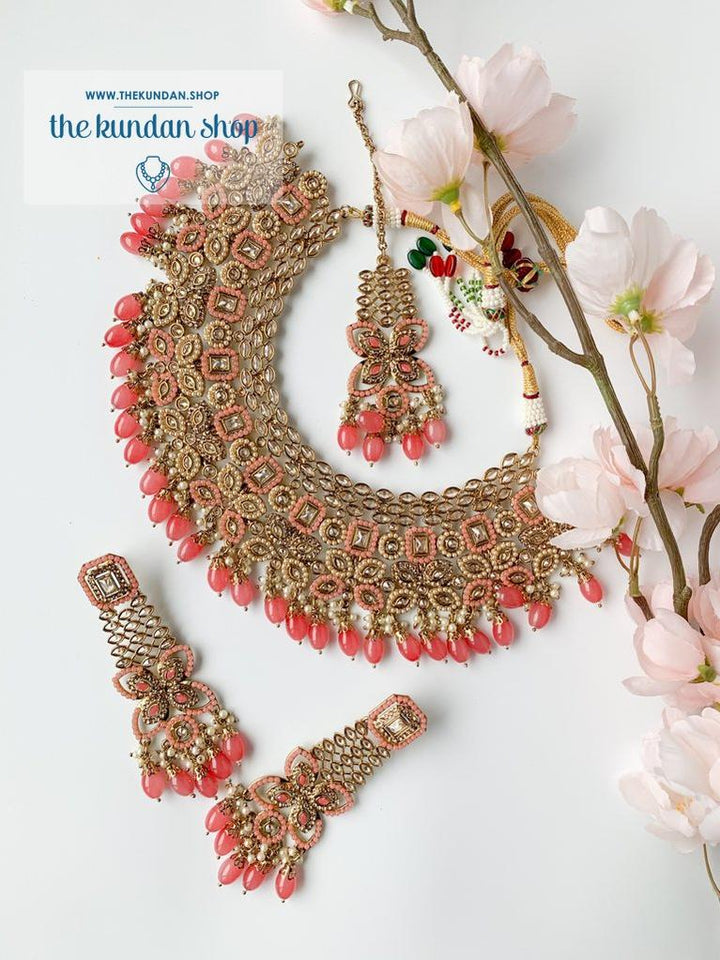 Monarch in Coral Necklace Sets THE KUNDAN SHOP 