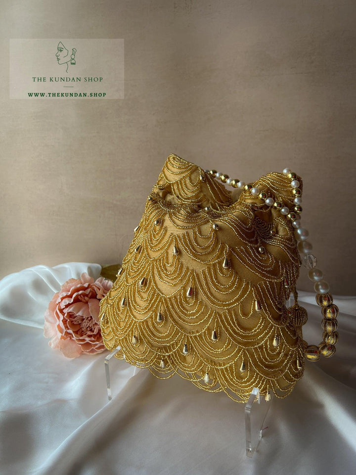 Chic Pouch in Cream Gold Clutch THE KUNDAN SHOP 