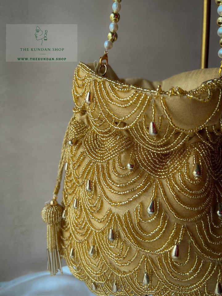 Chic Pouch in Cream Gold Clutch THE KUNDAN SHOP 