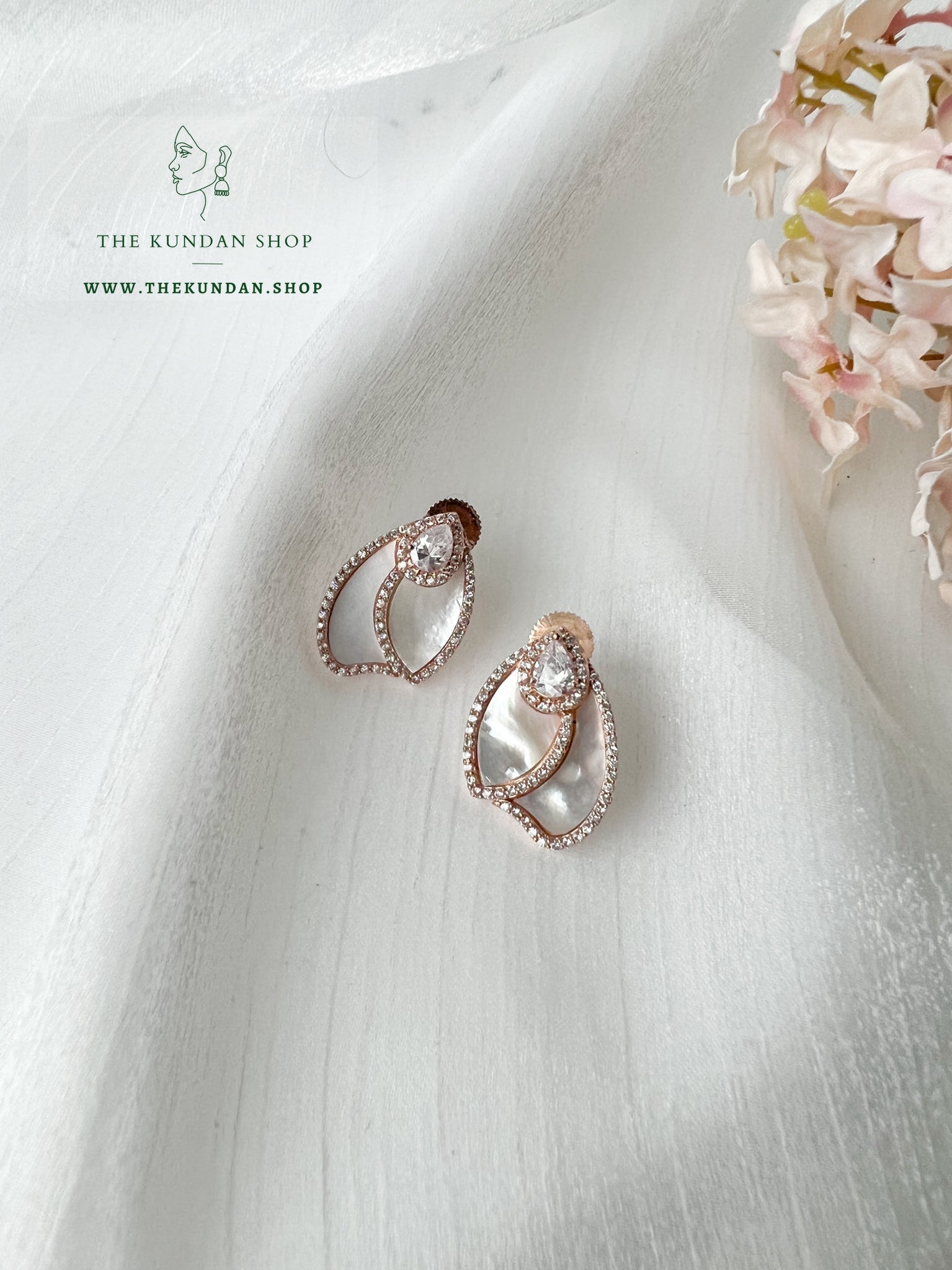 Airy Earrings THE KUNDAN SHOP 