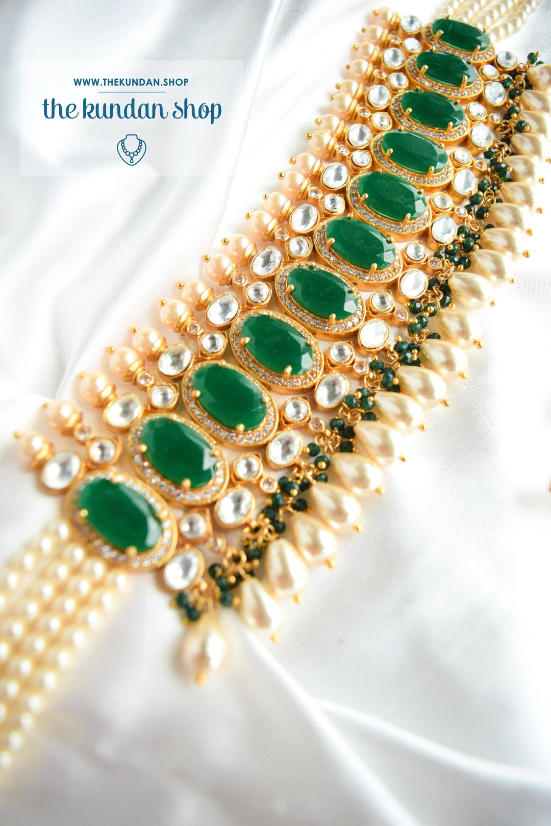 Lavish Kundan in Emerald Necklace Sets THE KUNDAN SHOP 