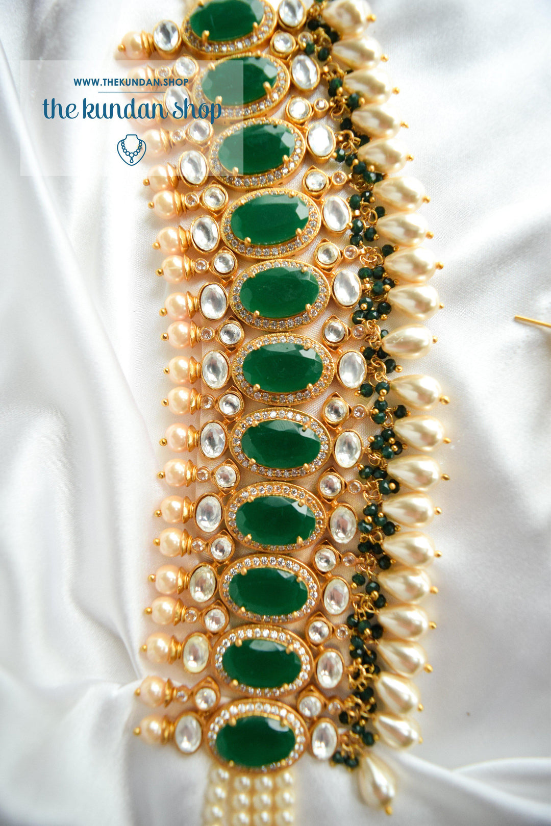 Lavish Kundan in Emerald Necklace Sets THE KUNDAN SHOP 
