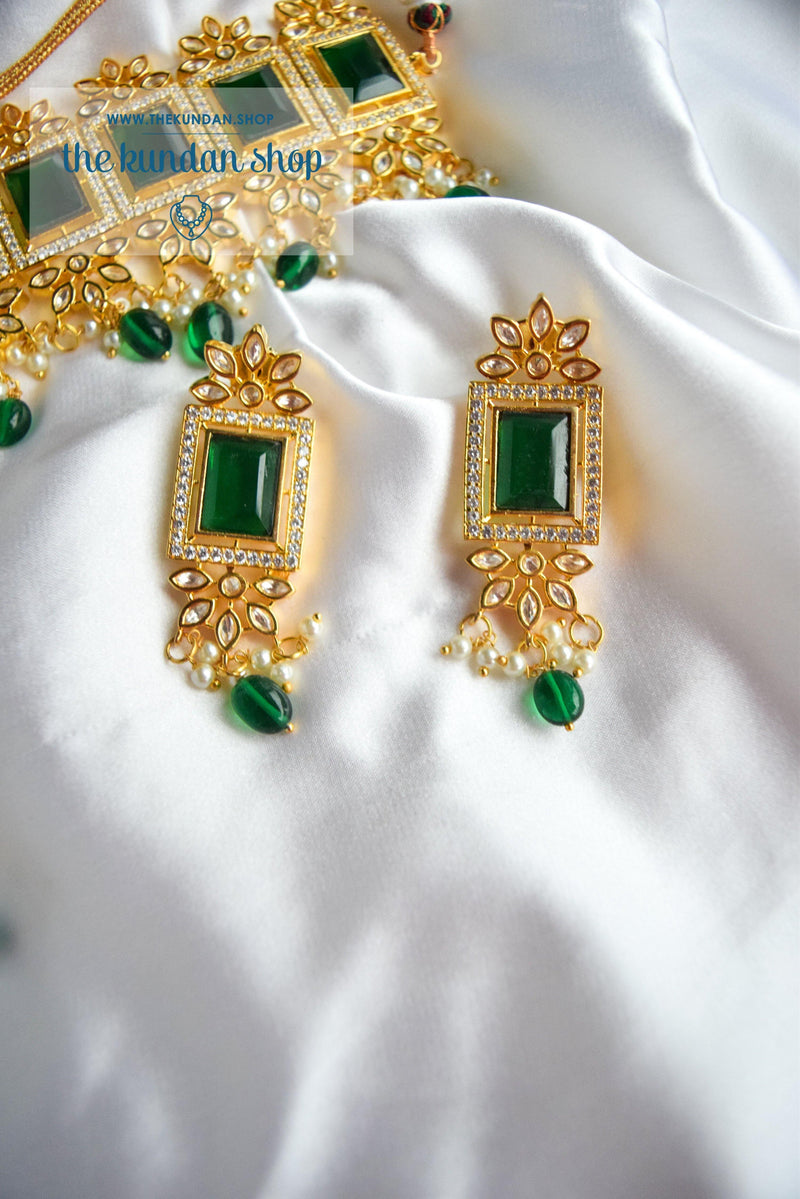 Regality in Emerald Necklace Sets THE KUNDAN SHOP 