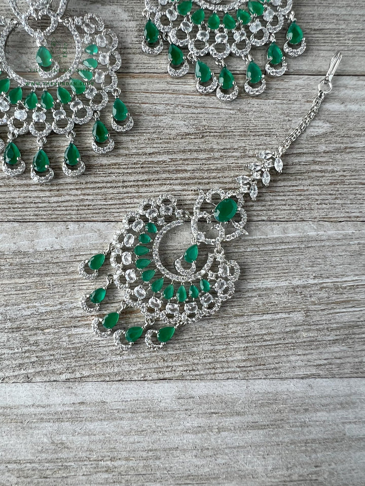 Catch in Silver & Emerald Earrings + Tikka THE KUNDAN SHOP 