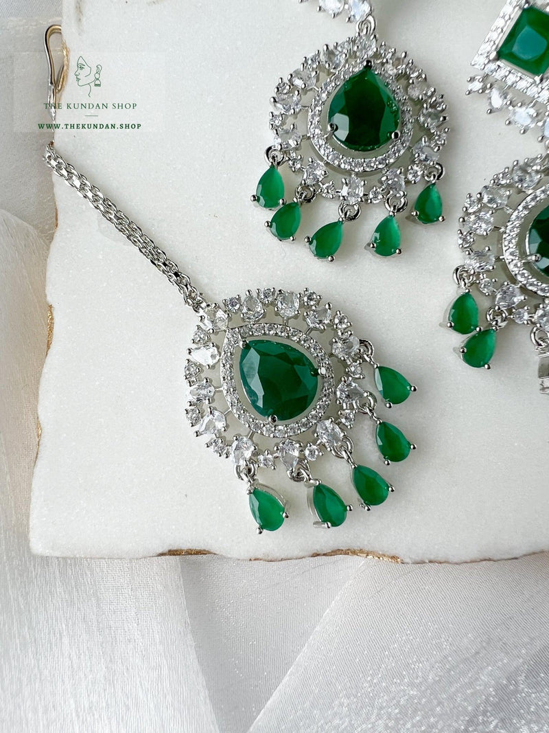 Wander in Silver and Emerald Earrings + Tikka THE KUNDAN SHOP 