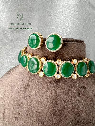 Simple Night in Emerald Necklace Sets THE KUNDAN SHOP 