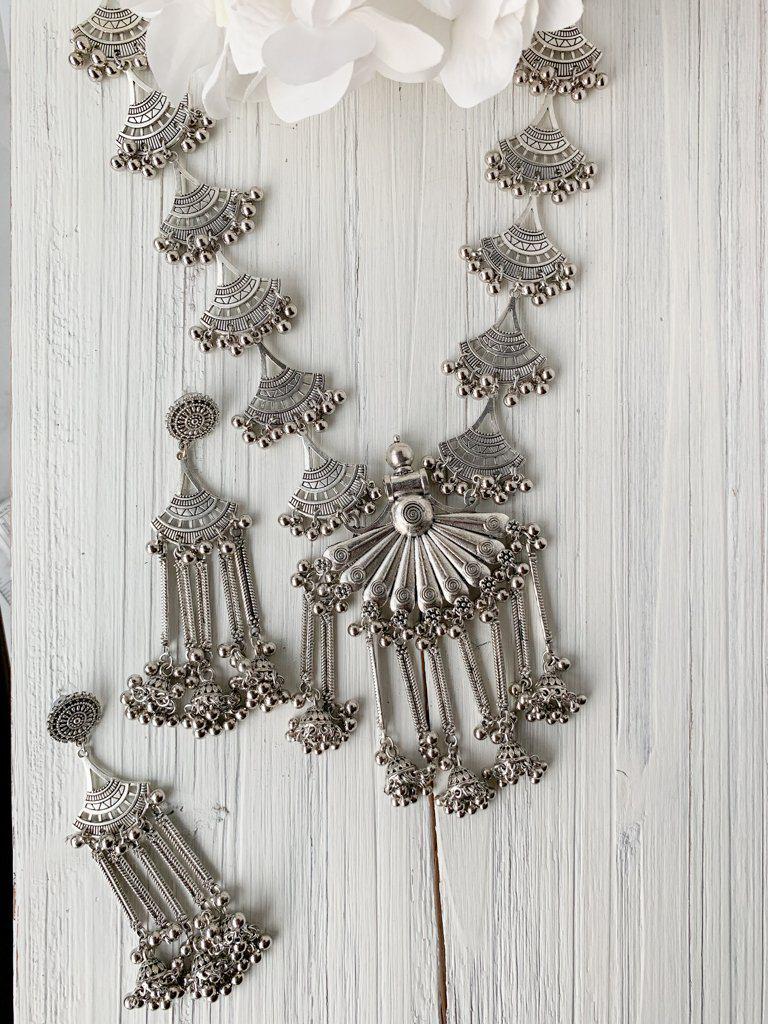 Kindred Pendant Necklace Sets THE KUNDAN SHOP 