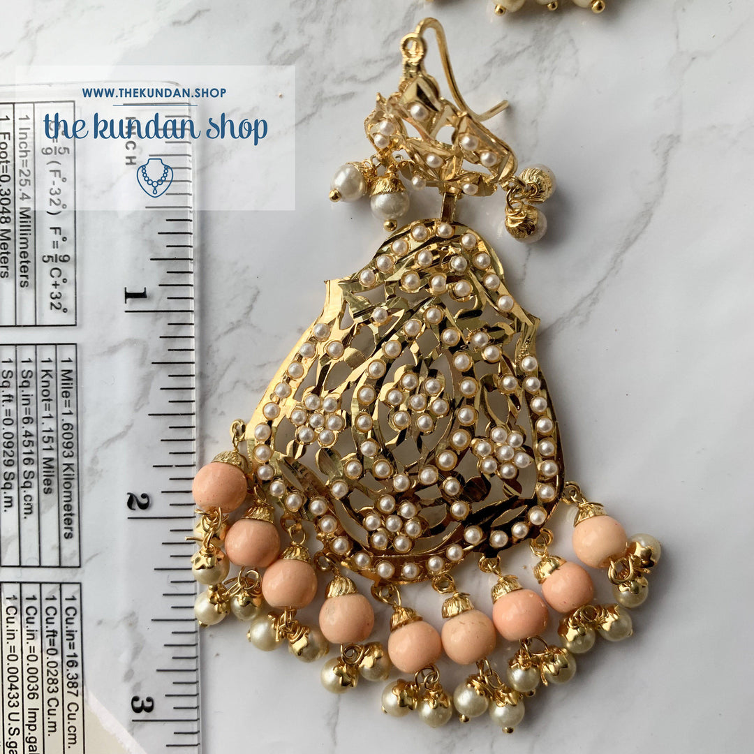 Gleaming in Pearls - Peach Jadau Set, Necklace Sets - THE KUNDAN SHOP