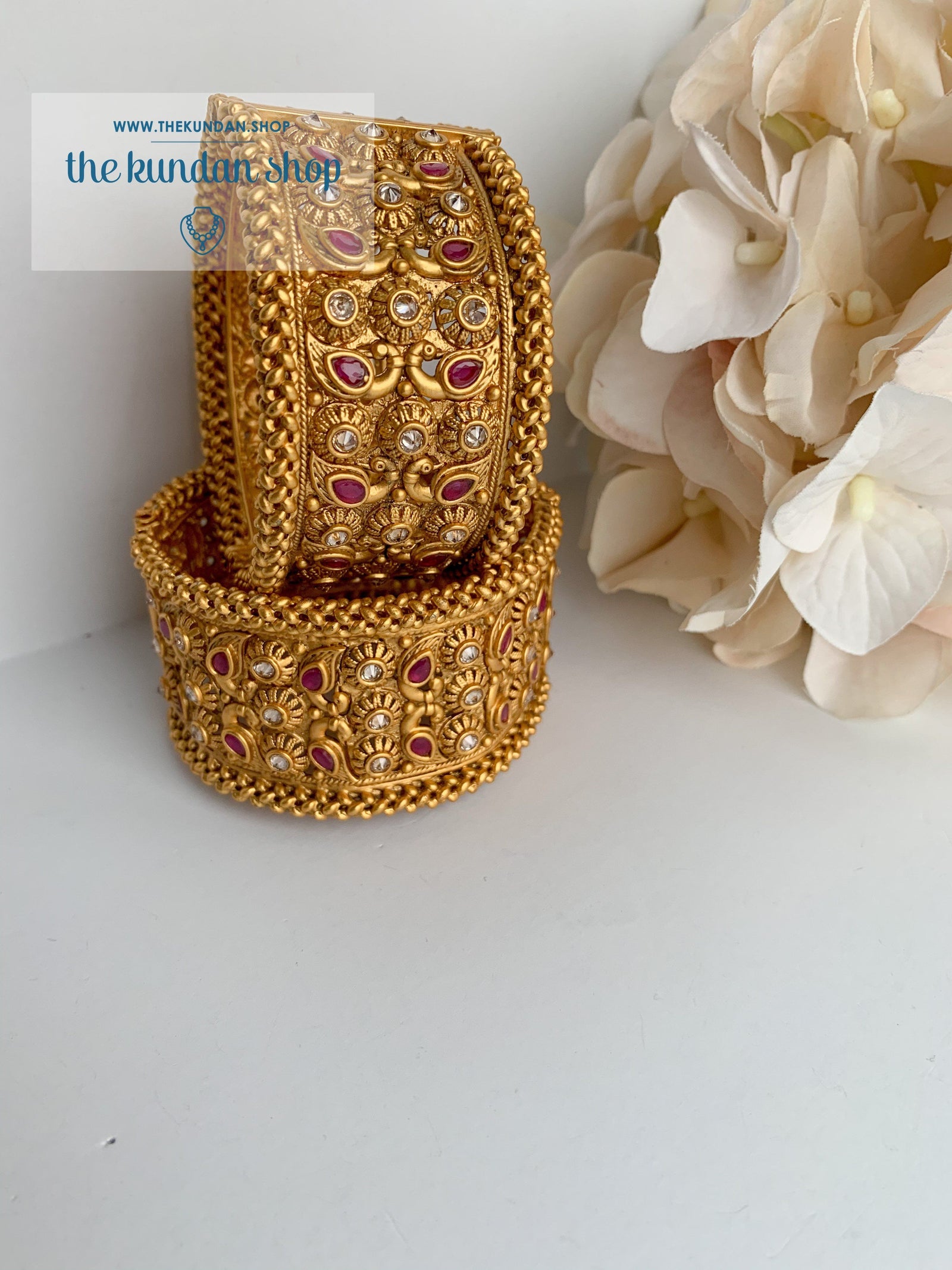 Dignified Kangans Bangles THE KUNDAN SHOP 