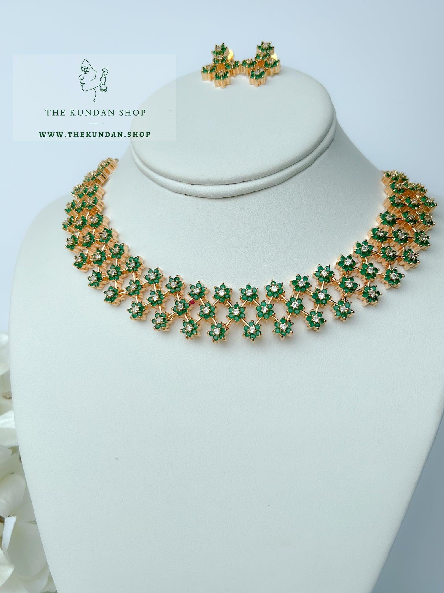 Consequential in Emerald Necklace Sets THE KUNDAN SHOP 