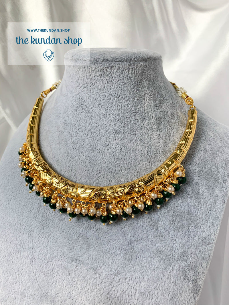 Traditional Hasli in Green Necklace Sets THE KUNDAN SHOP 