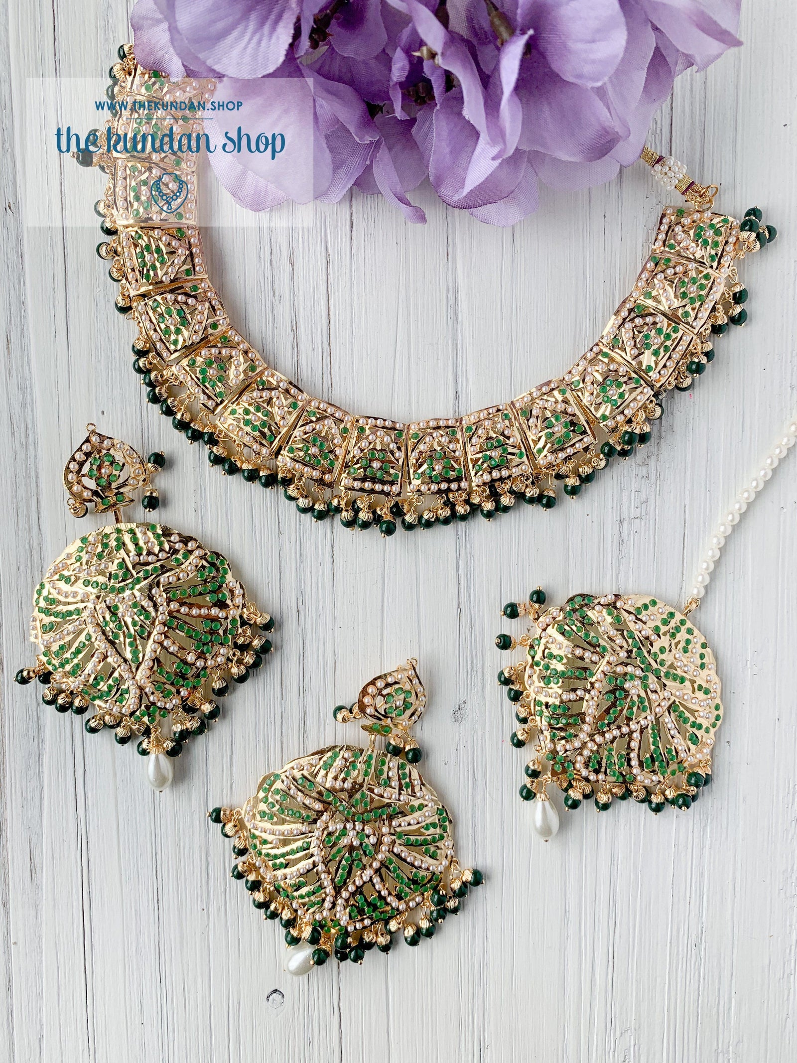 Deliverance in Green Necklace Sets THE KUNDAN SHOP 