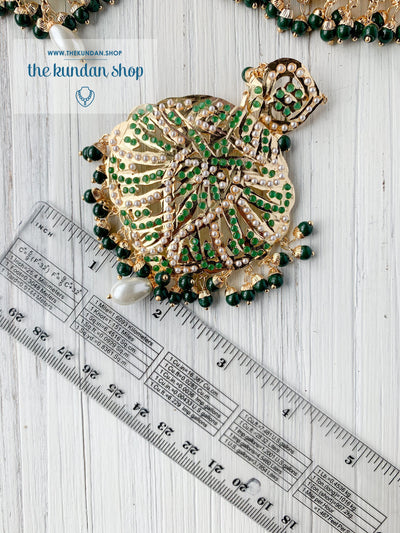 Deliverance in Green Necklace Sets THE KUNDAN SHOP 