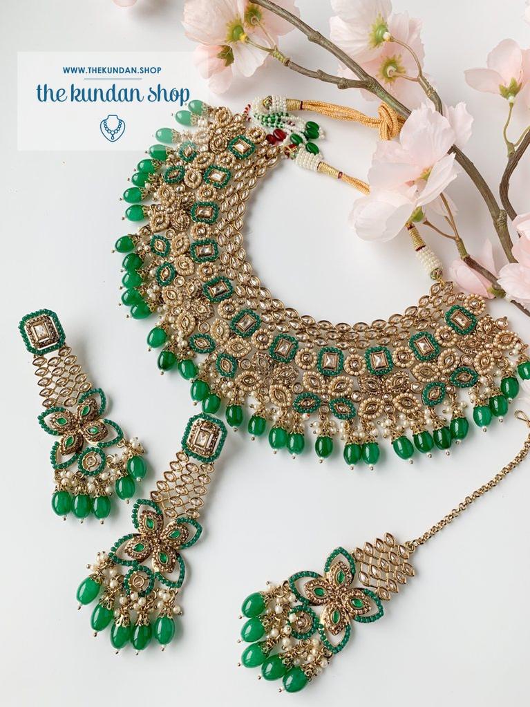 Monarch in Green Necklace Sets THE KUNDAN SHOP 