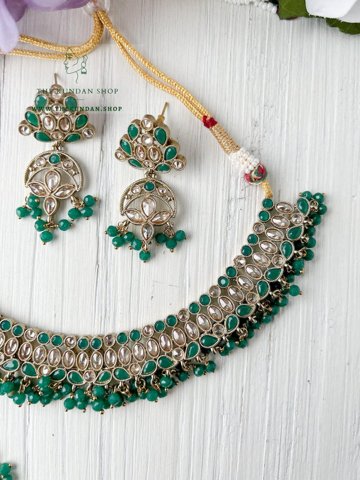 Sensitive in Green Necklace Sets THE KUNDAN SHOP 