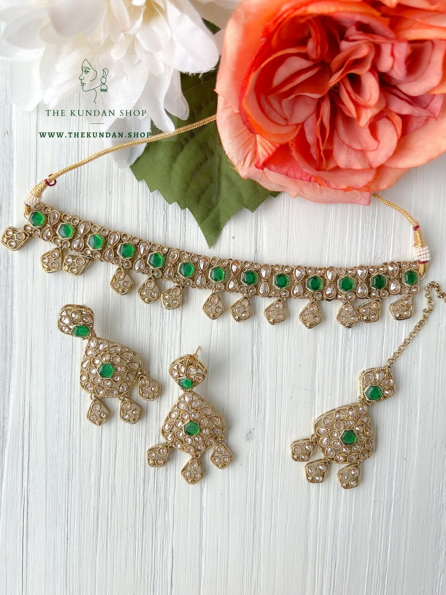 Curious in Green Necklace Sets THE KUNDAN SHOP 