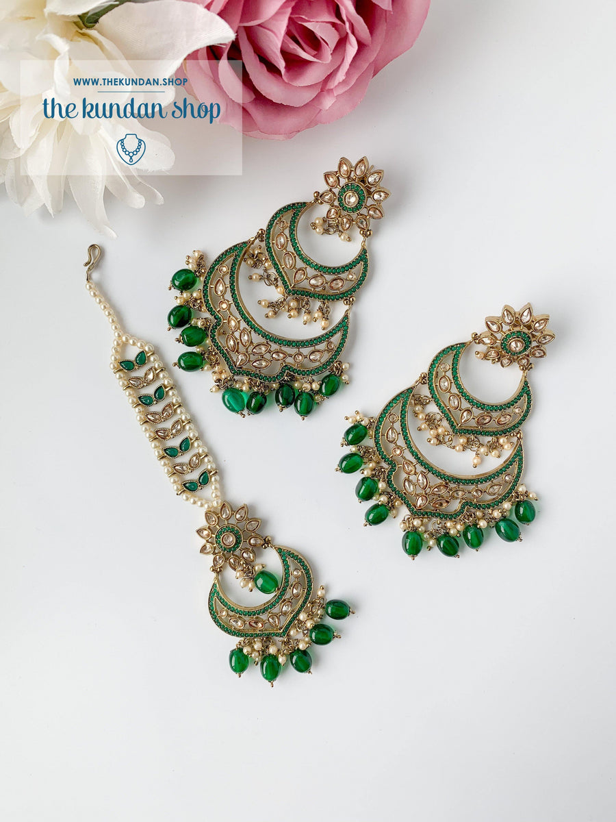 A Princess Polki in Green Earrings + Tikka THE KUNDAN SHOP 