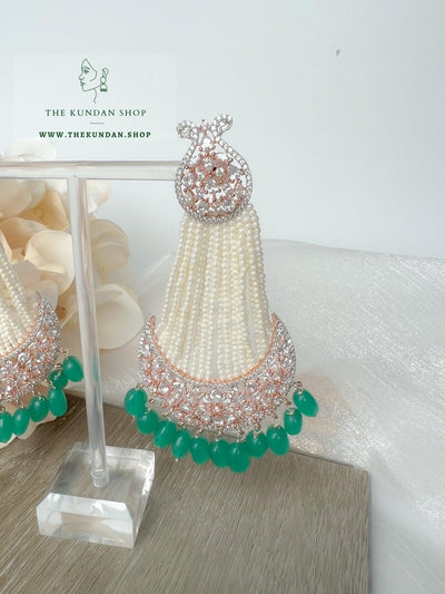 Expressive in Rose Gold in Green Earrings + Tikka THE KUNDAN SHOP 