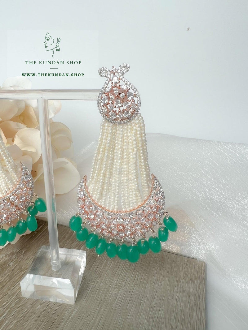 Expressive in Rose Gold in Green Earrings + Tikka THE KUNDAN SHOP 