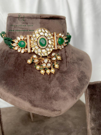 Idyllic Kundan in Green Necklace Sets THE KUNDAN SHOP 