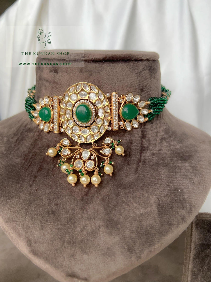 Idyllic Kundan in Green Necklace Sets THE KUNDAN SHOP 