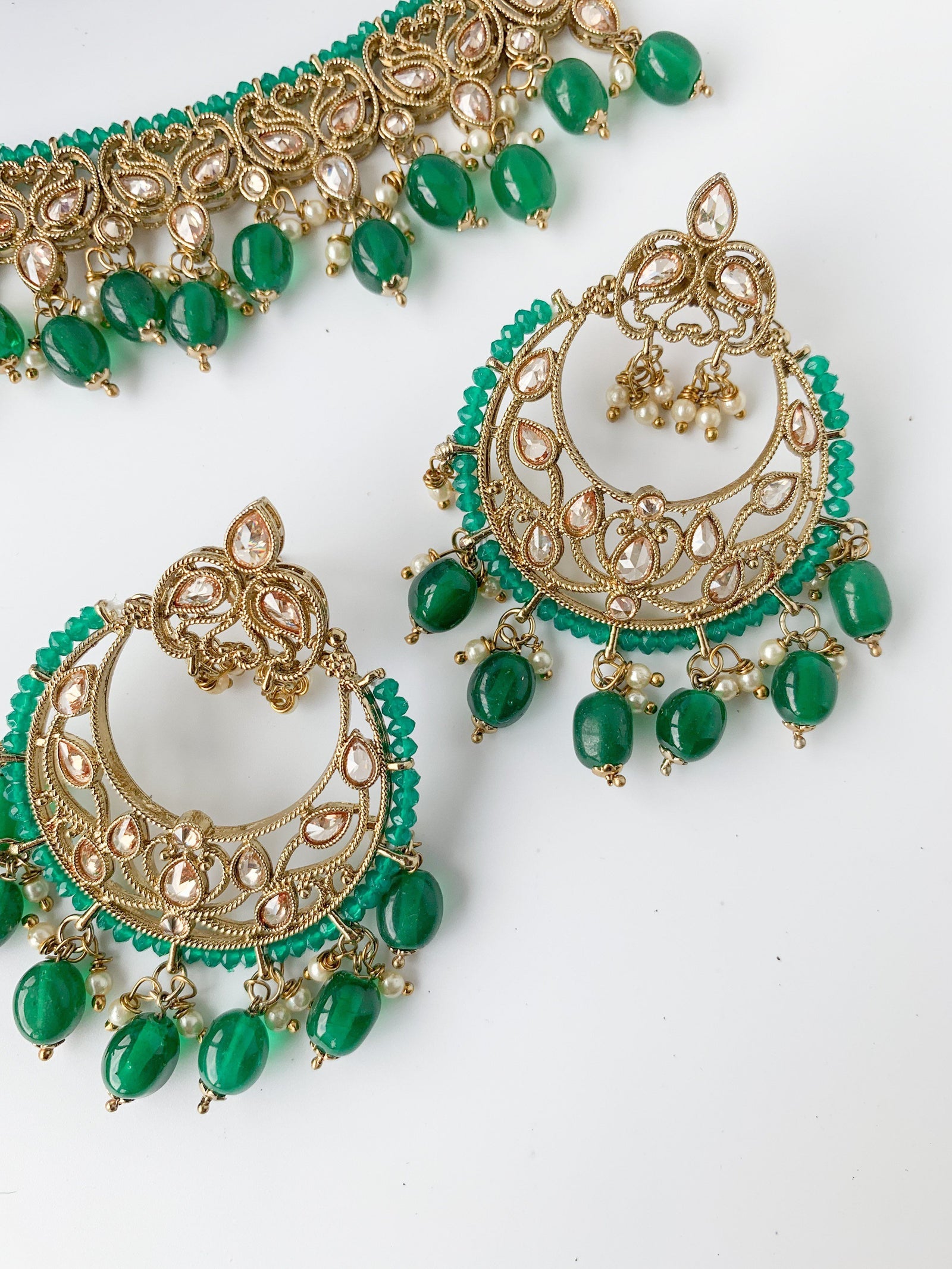 Modest in Green Necklace Sets THE KUNDAN SHOP 
