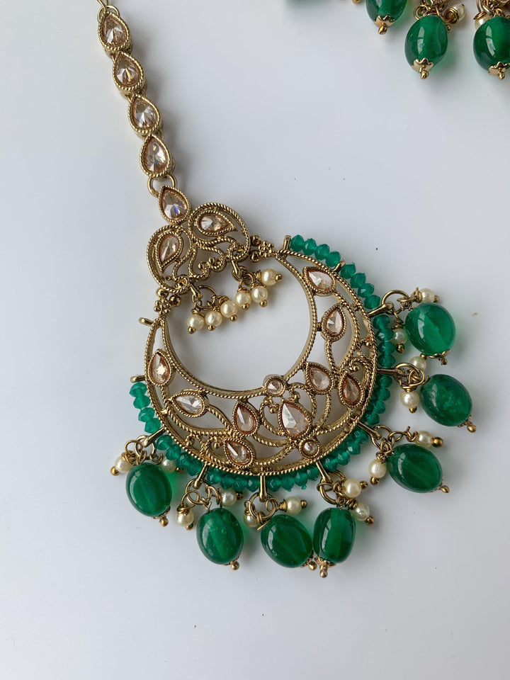 Modest in Green Necklace Sets THE KUNDAN SHOP 