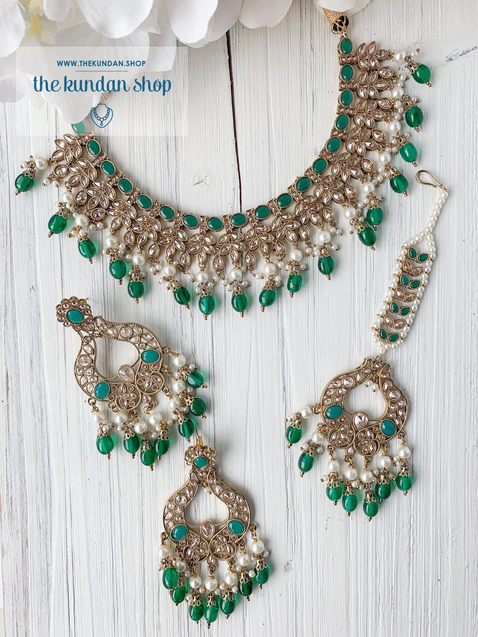 Runaway in Green Necklace Sets THE KUNDAN SHOP 