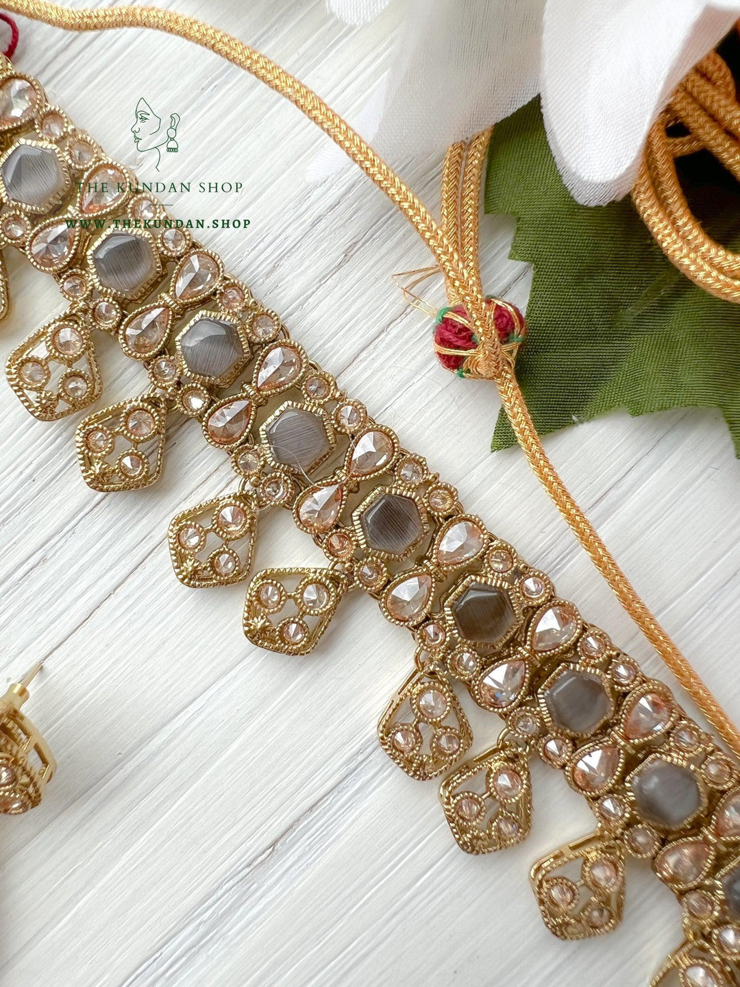 Curious in Grey Necklace Sets THE KUNDAN SHOP 