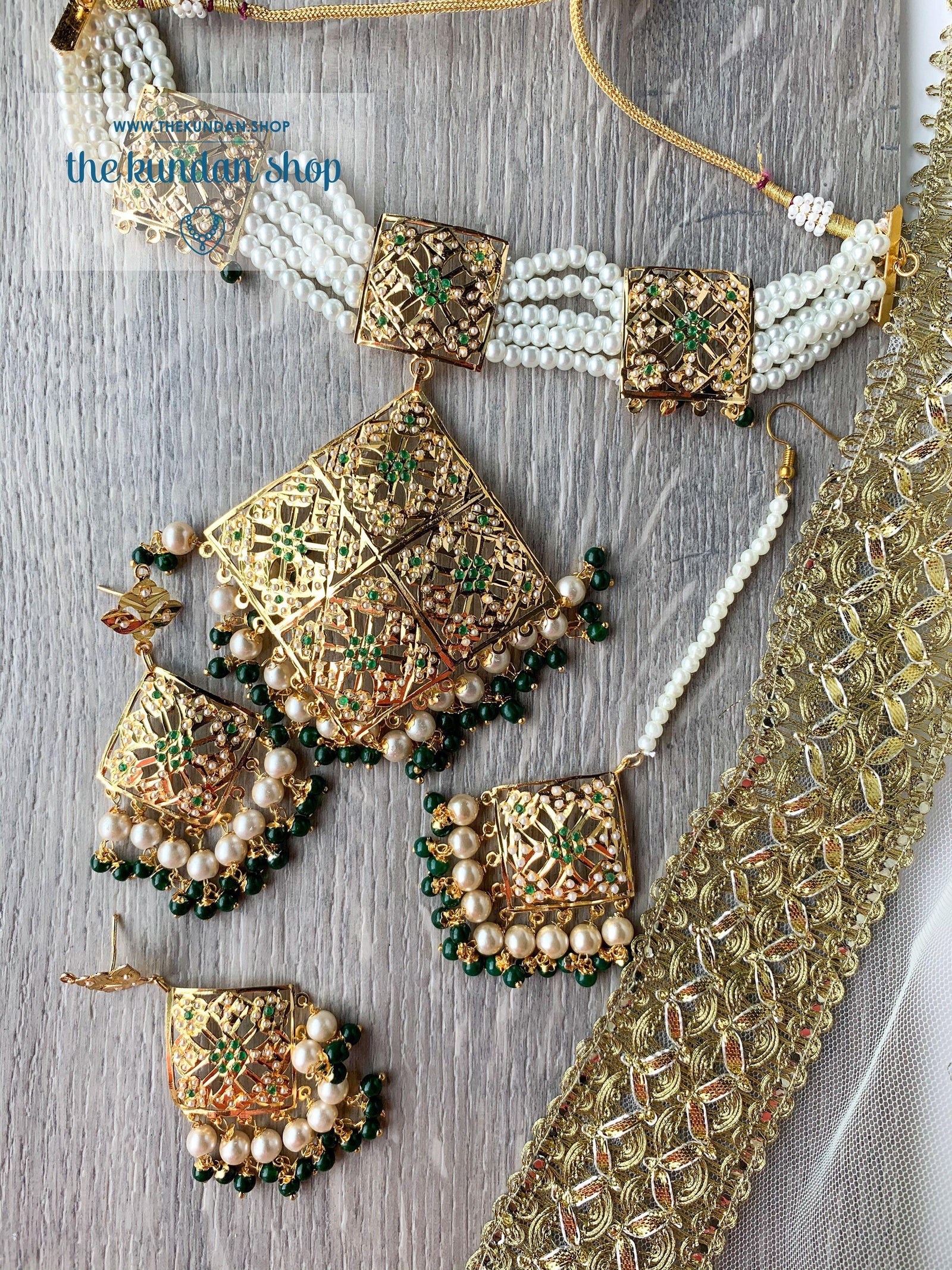 Mesmerized Choker in Green Necklace Sets THE KUNDAN SHOP 