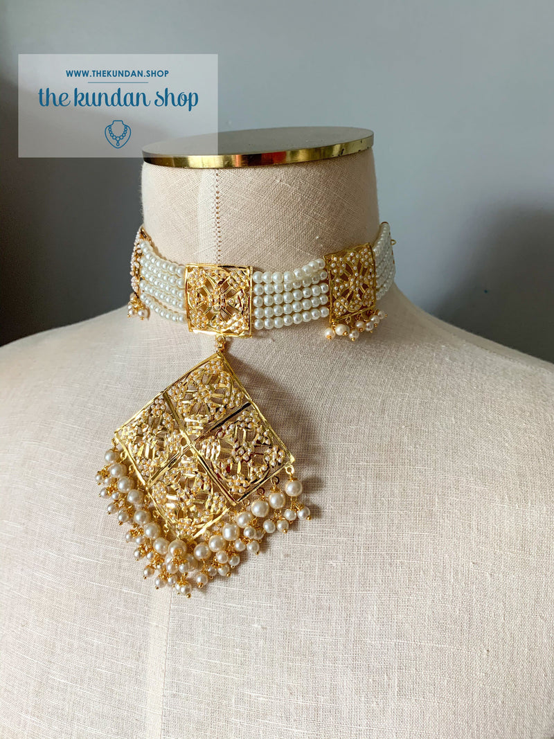 Mesmerized Choker in Pearl Necklace Sets THE KUNDAN SHOP 