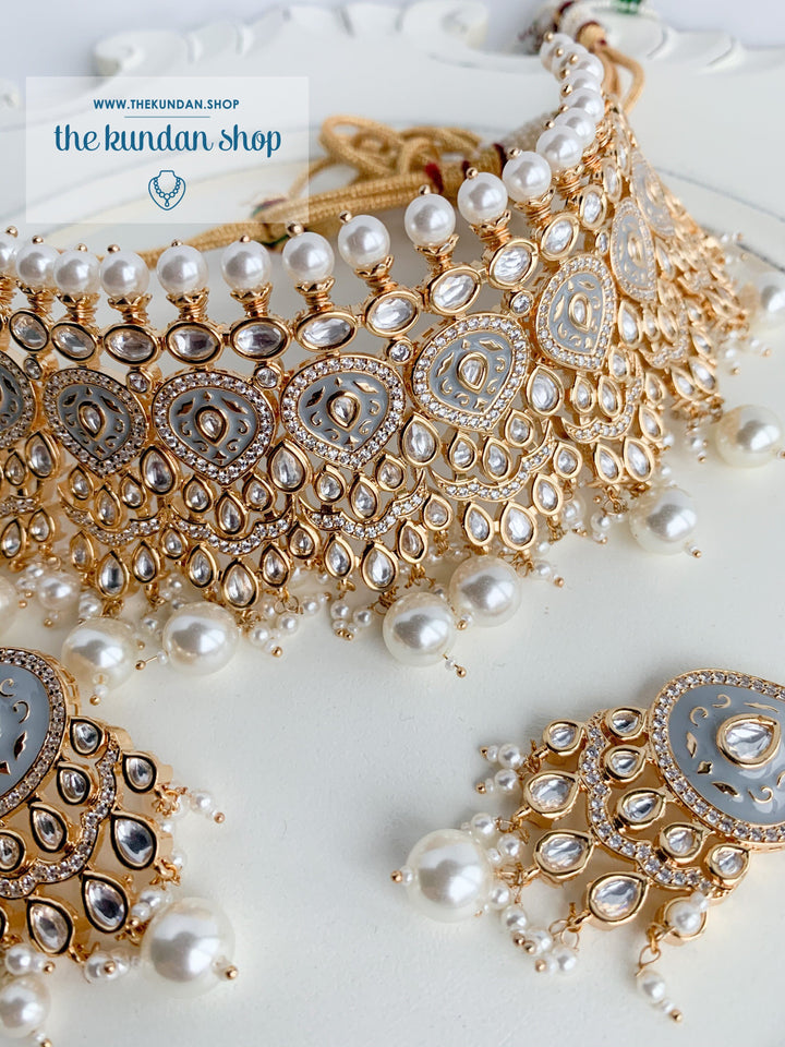 Infatuation in Grey Necklace Sets THE KUNDAN SHOP 